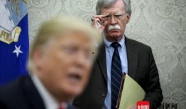 特朗普最新爆料博尔顿,博尔顿内部丑闻曝光，揭秘白宫权力斗争内幕