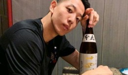 金松爆料帽子哥是谁啊视频,金松爆料帽子哥身份之谜