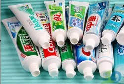 医生爆料牙膏是真的吗视频,牙膏真相曝光，你还在用错牙膏吗？